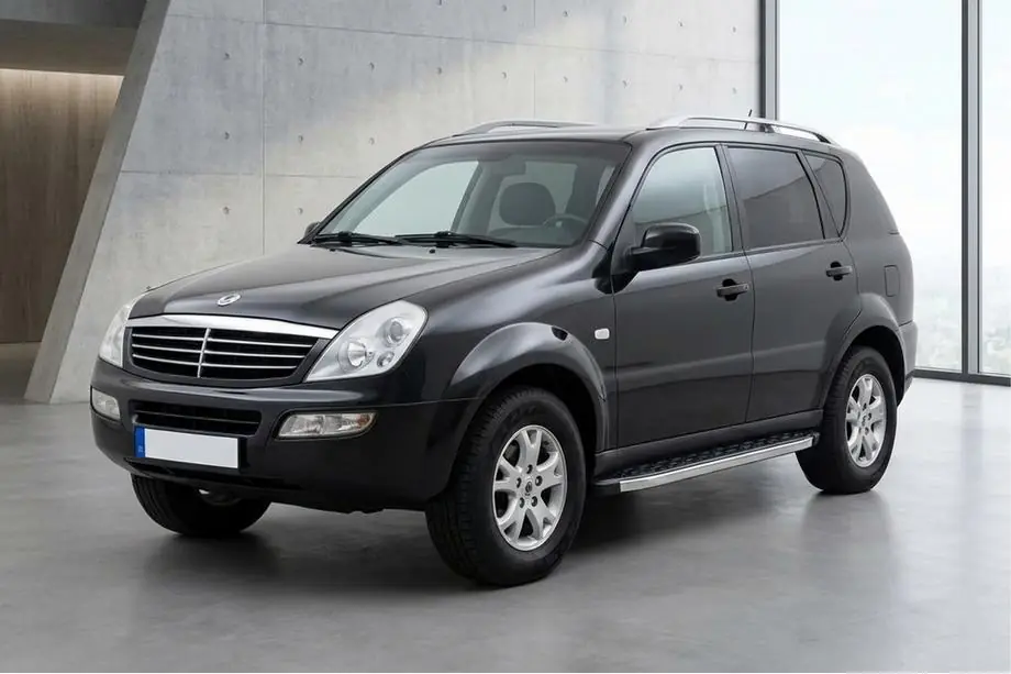 SsangYong Rexton I 2001-2017 гг. Боковые Подножки BlackLine (2 шт., Алюминий) Image