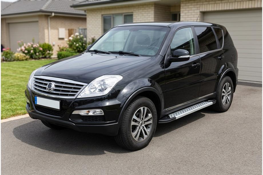 SsangYong Rexton I 2001-2017 гг. Боковые Подножки Vision New Grey (2 шт., Алюминий) 2012-2017 Image