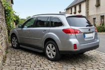 Subaru Outback 2009-2014 гг. Боковые Подножки Tayga Black (2 шт., Алюминий) фото 1