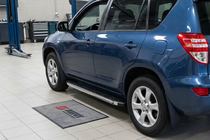 Toyota Rav 4 2006-2013 гг. Боковые Подножки BlackLine (2 шт., Алюминий) фото 1