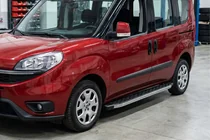 Opel Combo 2012-2018 гг. Боковые Подножки BlackLine (2 шт., Алюминий) фото 1