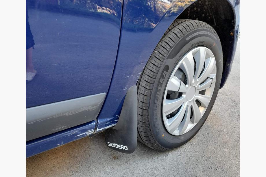 Renault Sandero 2007-2013 Передние брызговики (2 шт.) Image