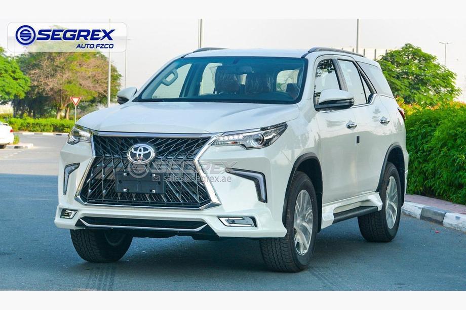 Toyota Fortuner 2015- гг. Комплект обвеса Lexus-TRD V2 (для 2015-2020) Фото 2