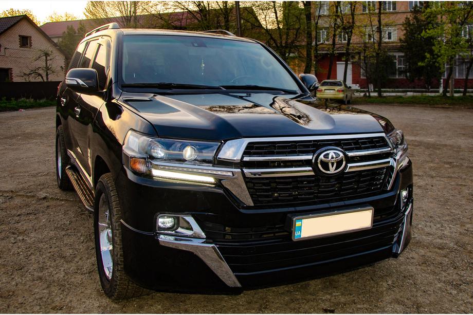 Toyota Land Cruiser 200 2007-2021 гг. Комплект обвесов 2016-2021 (Executive 2021) Фото 13