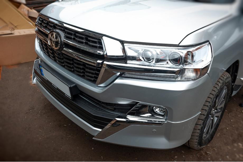 Toyota Land Cruiser 200 2007-2021 гг. Комплект обвесов 2016-2021 (Executive 2021) Фото 6