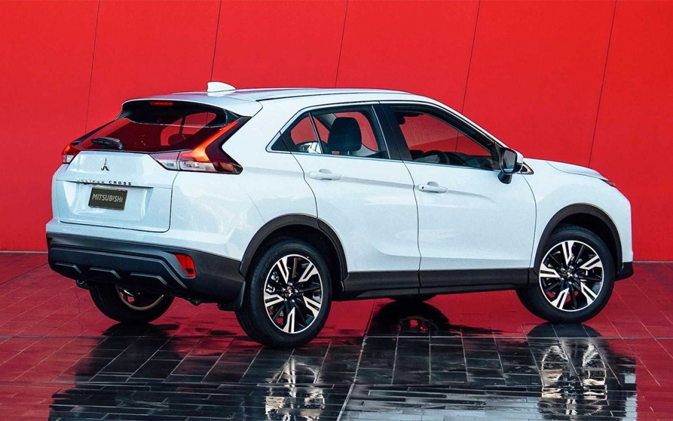 Рассекречен обновленный кроссовер Mitsubishi Eclipse Cross