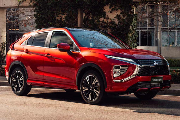 Рассекречен обновленный кроссовер Mitsubishi Eclipse Cross