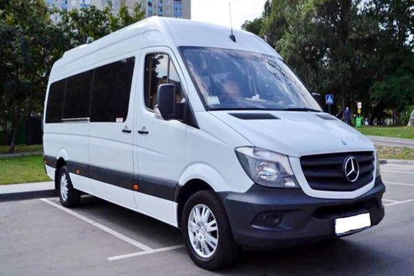Переоборудование фургона Спринтера в пассажирский