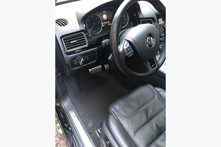 Volkswagen Touareg 2010-2018 гг. Коврики EVA (черные) Фото 2