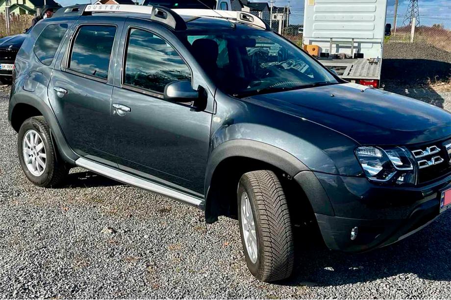 Dacia Duster 2008-2018 гг. Гладкие накладки на арки (8 шт, пластиковые) EuroCap - Турция Image
