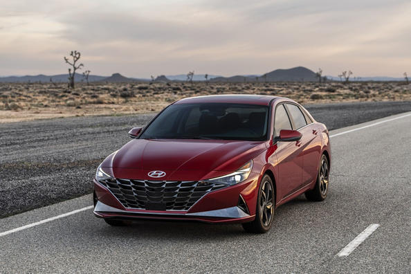 Обзор Hyundai Elantra седьмого поколения