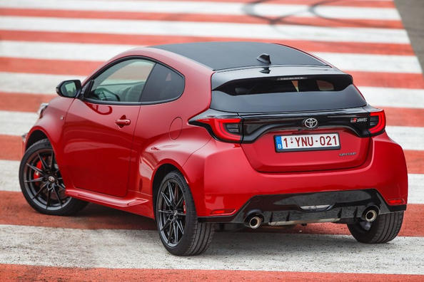 Спортивный полноприводный хэтчбек Toyota GR Yaris фото 7