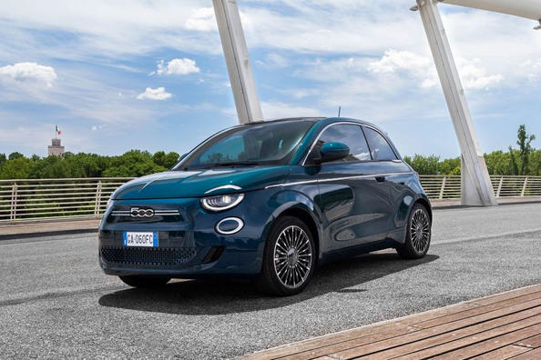 Обзор электрического субкомпактного хэтчбека Fiat 500e