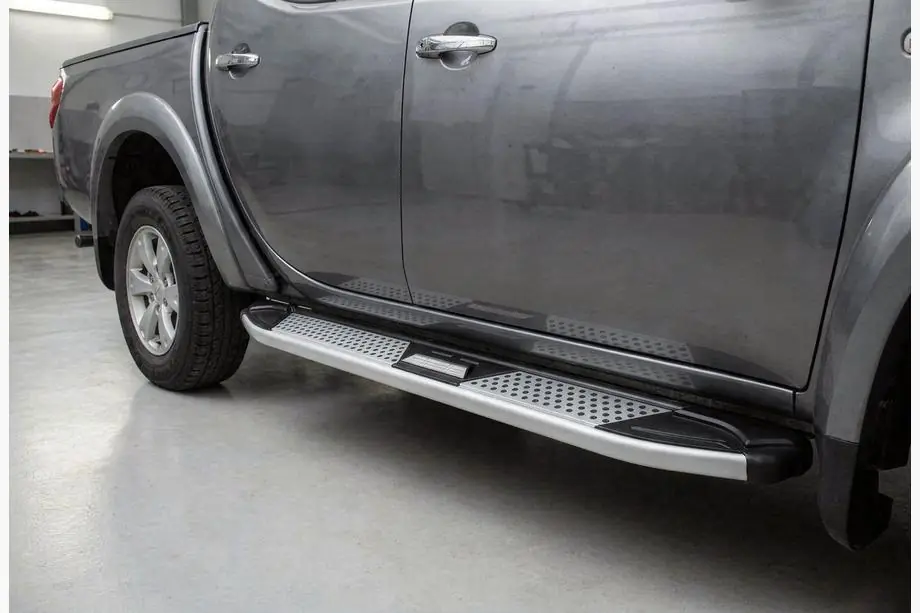 Fiat Fullback 2016- гг. Боковые Подножки Mevsim Grey (2 шт., Алюминий) Image