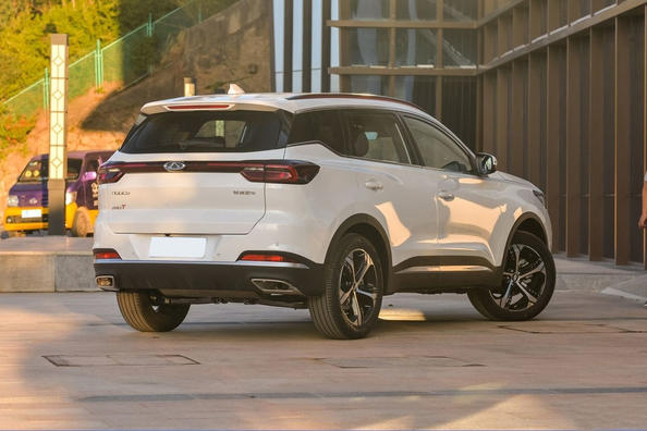 Переднеприводный кроссовер Chery Tiggo 7 PRO второго поколения фото 6
