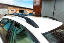 Volkswagen Golf 7/E-Golf 2012-2020 гг. Рейлинги OmsaLine Solid (2 шт, черные) фото 5