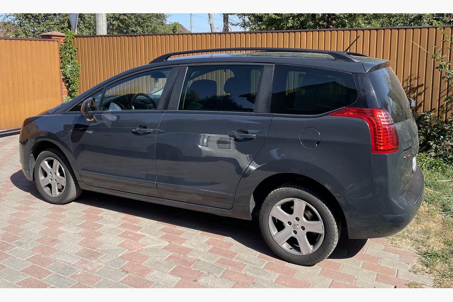 Peugeot 5008 2009-2016 гг. Рейлинги OmsaLine Solid (2 шт, черные) Image