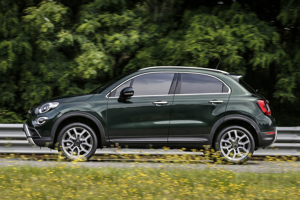 Компактный кроссовер Fiat 500X Cross
