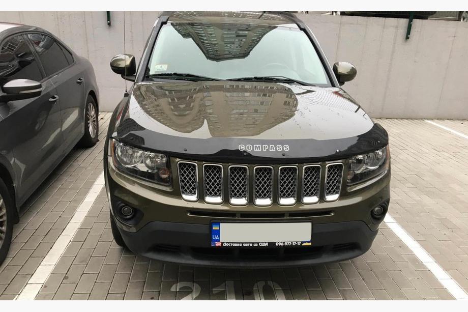 Jeep Compass 2006-2016 гг. Дефлектор капота 2010-2016 (VIP) Image
