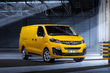 Обзор электрического фургона Opel Vivaro-e фото 1