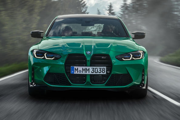 Обзор шестого поколения BMW M3 Sedan фото 3