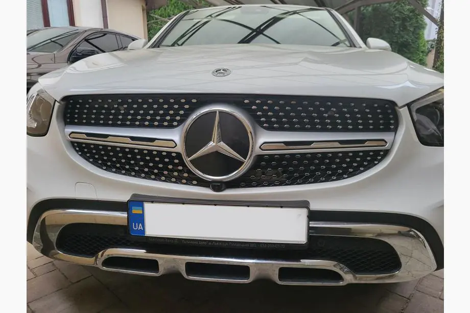 Mercedes GLC coupe C253 2016-2023 гг. Передняя решетка радиатора Diamond Silver (для Base 2019-2022) Image