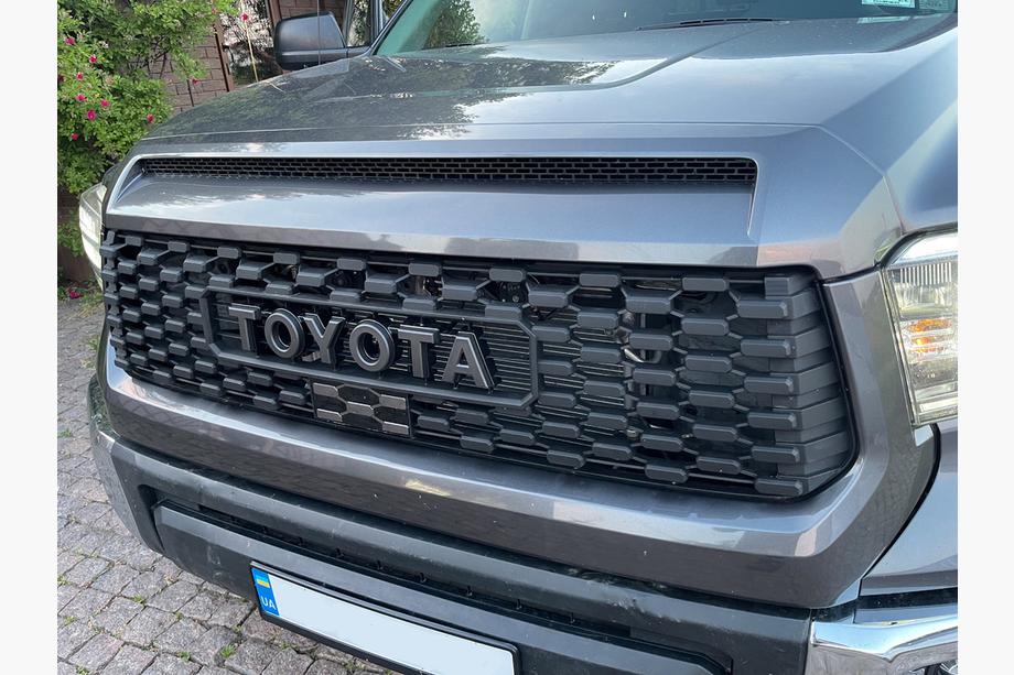 Toyota Tundra 2007-2021 гг. Передняя решетка радиатора Тип-2 (2014+) Image