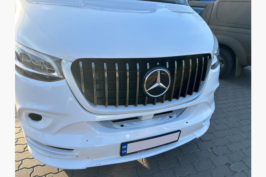 Mercedes Sprinter W907/W910 2018- гг. Передняя решетка Panamericana GT Хром Premium V1 Без рамки Фото 4