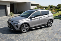 Hyundai Bayon 2021- гг. Боковые Подножки Tayga Grey (2 шт., Алюминий) фото 1
