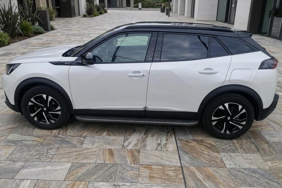Peugeot 2008 2019- гг. Боковые Подножки Bosphore Black (2 шт., Алюминий) Фото 1