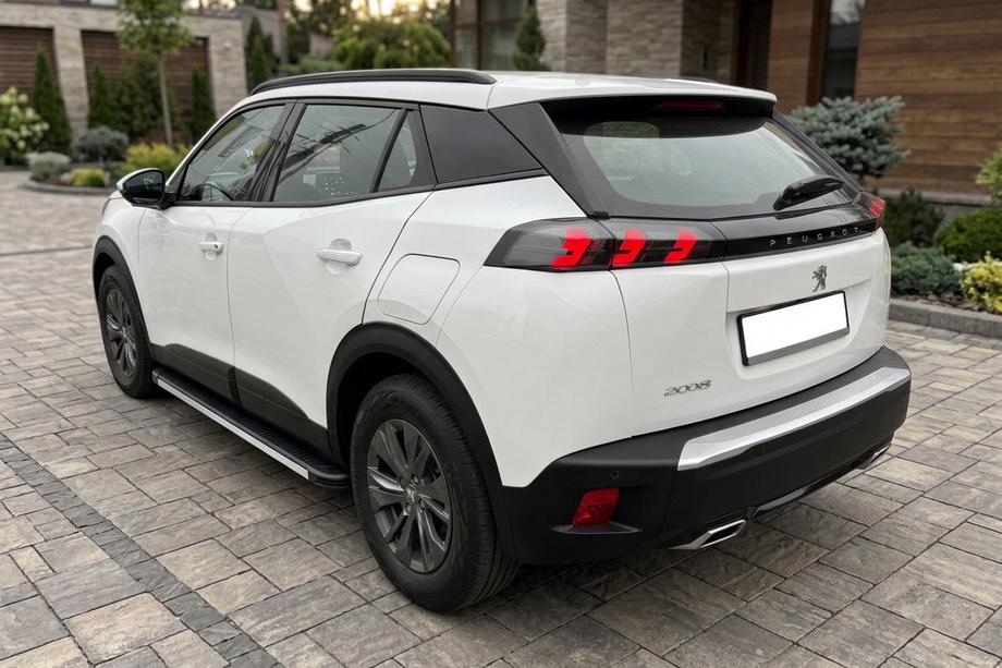 Peugeot 2008 2019- гг. Боковые Подножки Maya V1 (2 шт., Алюминий) Фото 1