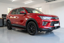 SsangYong Korando 2019- гг. Боковые Подножки Maya Red (2 шт., Алюминий) фото 1