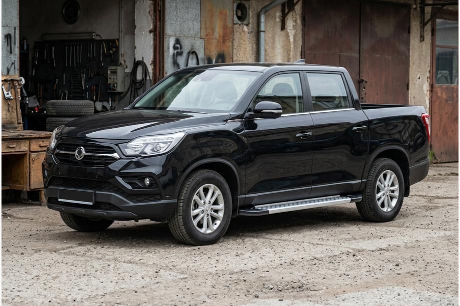 SsangYong Musso II 2018– гг. Боковые Подножки Vision New Grey (2 шт., Алюминий) Фото 1