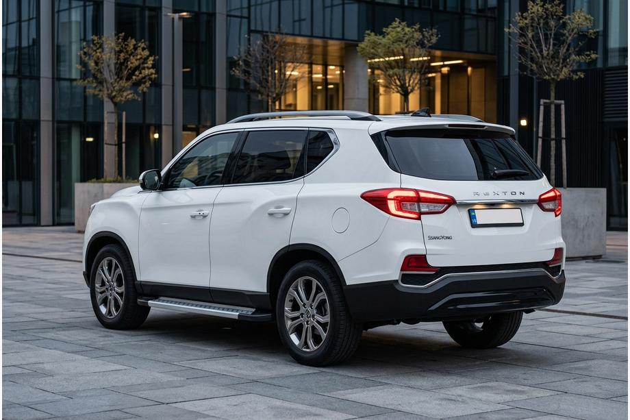 SsangYong Rexton II 2017- гг. Боковые Подножки Vision New Grey (2 шт., Алюминий) Image