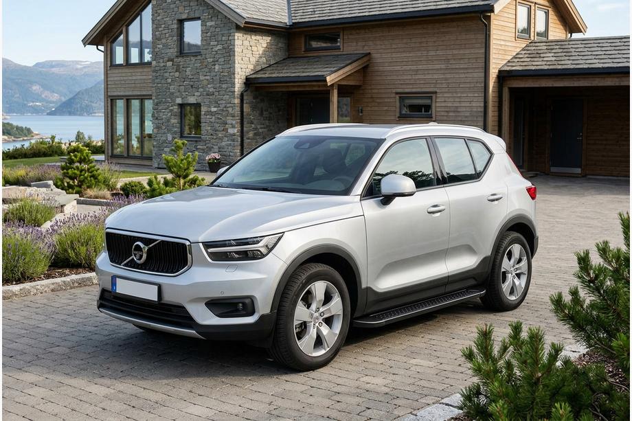 Volvo XC40 2018- гг. Боковые Подножки Allmond Black (2 шт., Алюминий) Image