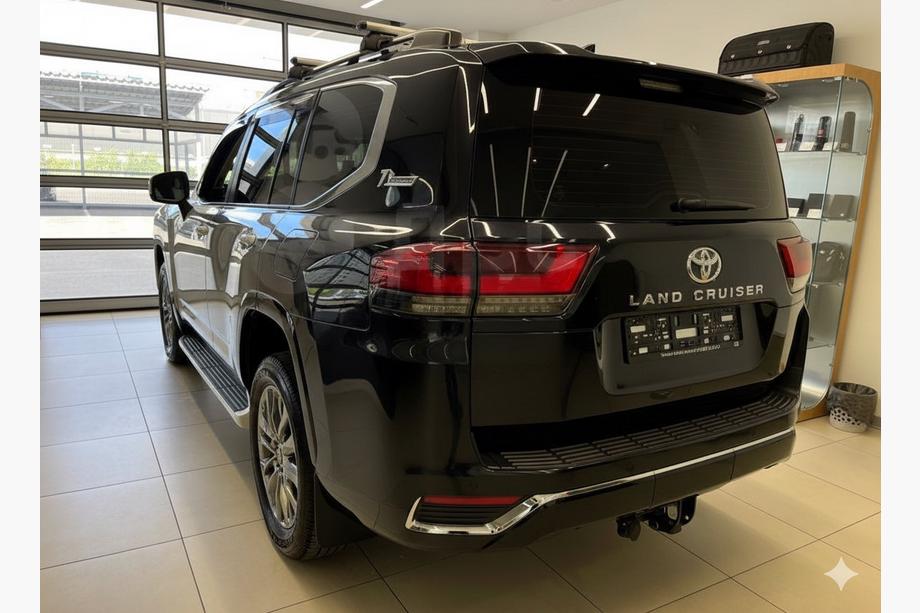 Toyota Land Cruiser 300 2021- гг. Спойлер OEM Design Image