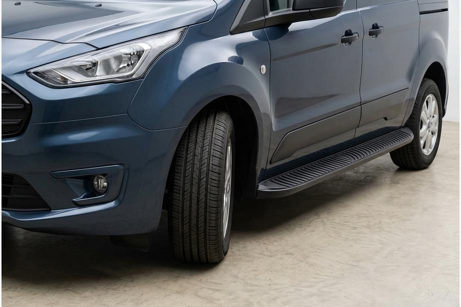 Volkswagen Caddy 2020- гг. Боковые Подножки Tayga Black (2 шт., Алюминий) Image