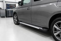 Volkswagen Caddy 2020- гг. Боковые Подножки Line (2 шт., Алюминий) фото 1