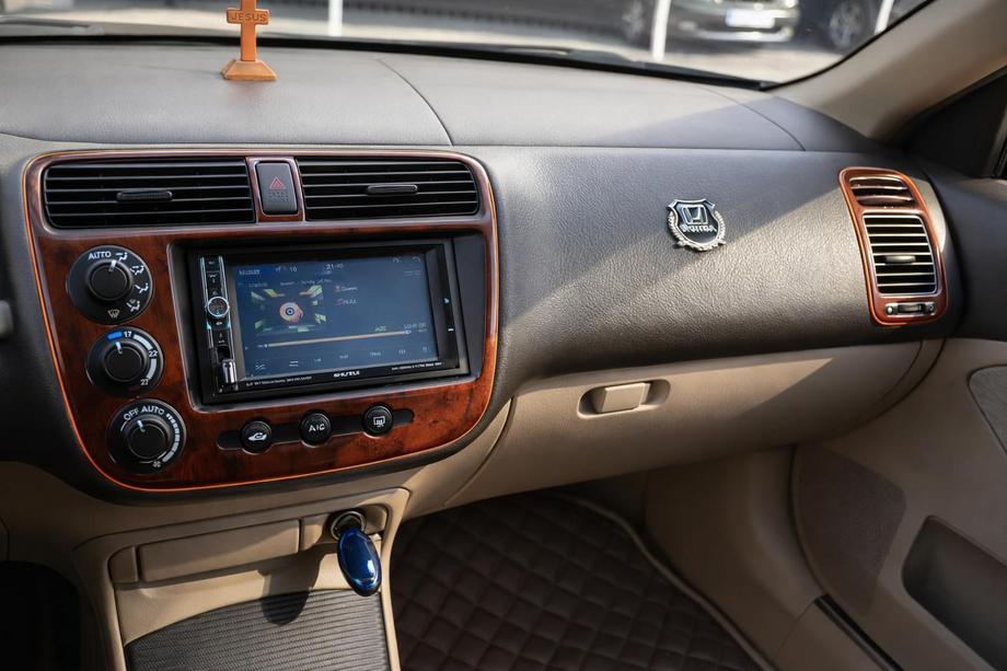 Honda Civic Sedan VII 2001-2006 гг. Декор панели Алюминий Фото 1