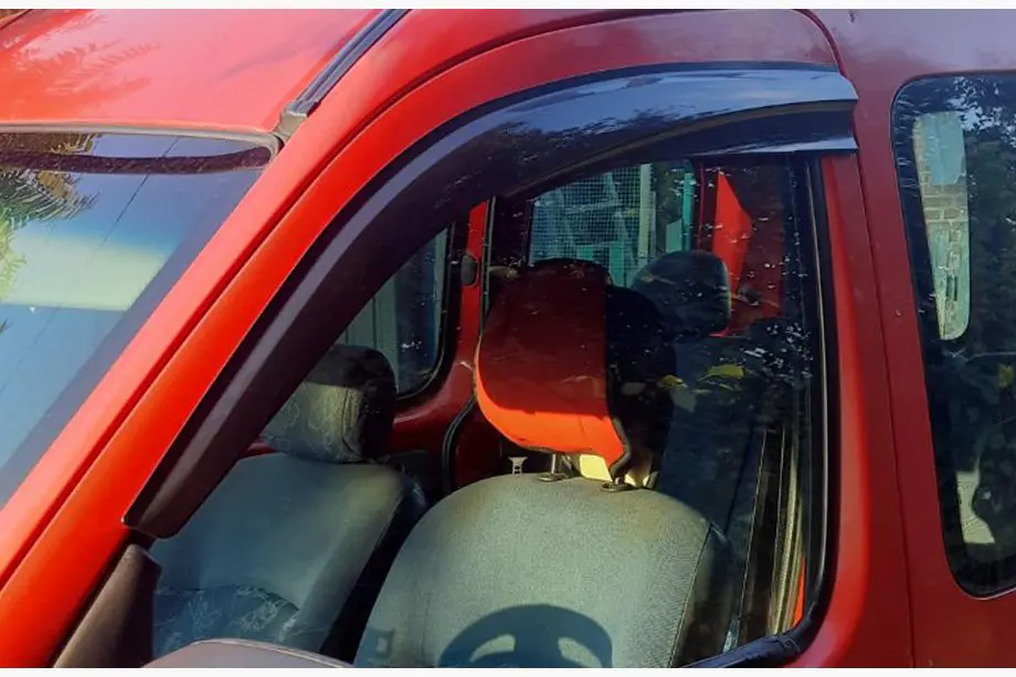 Renault Kangoo 1998-2008 гг. Ветровики на окна (2 шт., Sunplex Sport) Фото 7