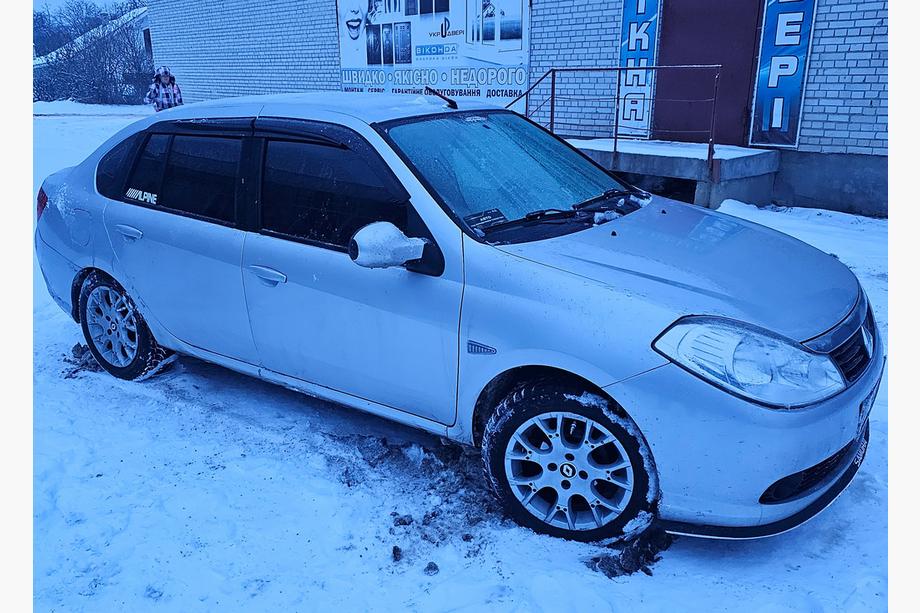 Renault Symbol 2008-2013 гг. Ветровики на окна (4 шт., Sunplex Sport) Фото 3