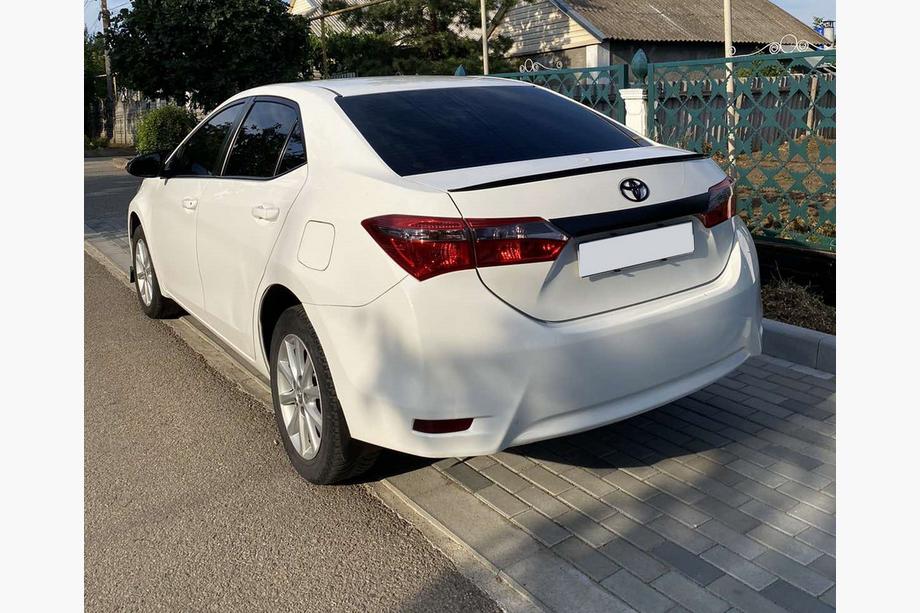 Toyota Corolla 2013-2019 гг. Спойлер Lip (Sunplex, черный) (118см *6,4см) Image
