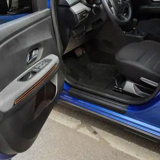 Накладки на дверные пороги EuroCap (4 шт, ABS) Dacia Sandero 2021- гг. фото 1
