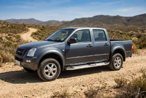Isuzu D-Max 2002-2011 гг. Боковые Подножки Mevsim Grey (2007-2012, 2 шт., Алюминий) фото 1