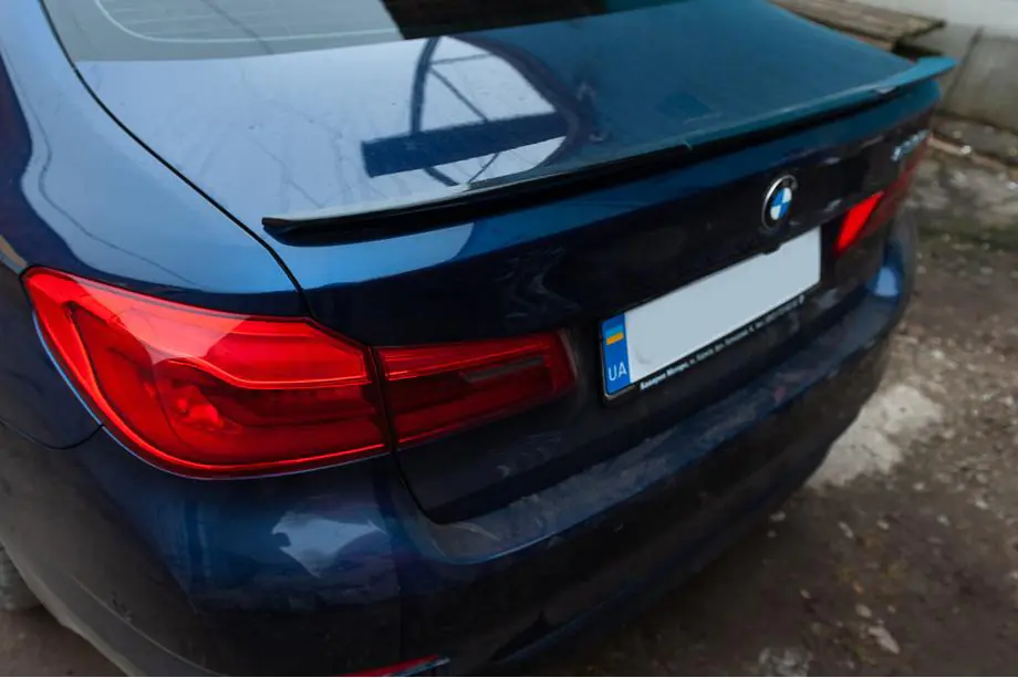 BMW 5 серия G30/G31 2017–2023 гг. Спойлер M-Performance V1 (1234 Upgrade, Черный) Image