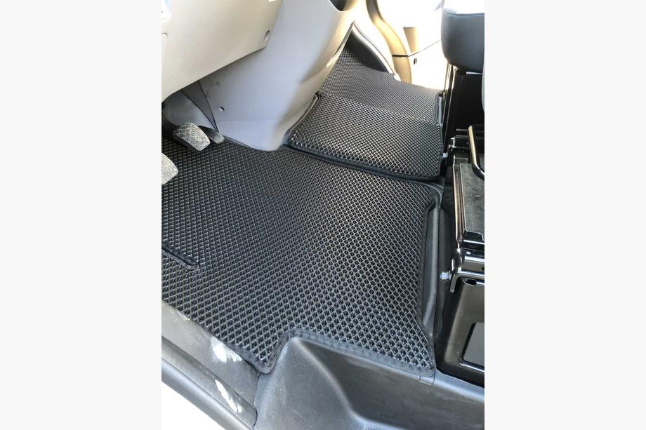 Hyundai H350 2014- гг. Коврики EVA (черные) Image