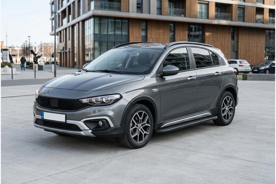 Fiat Tipo Cross 2021- гг. Боковые пороги Bosphorus Black (2 шт., алюминий) Image