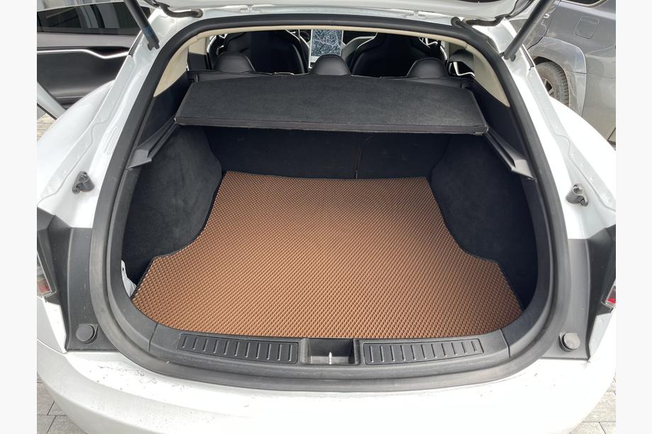 Tesla Model S 2012– гг. Задний коврик багажника EVA (2012-2021, кирпичный) Фото 2
