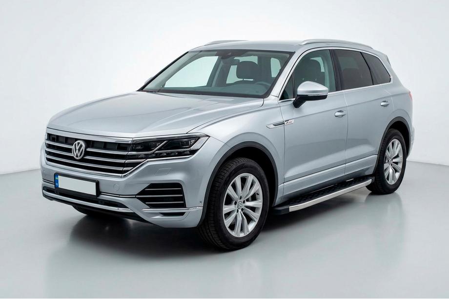 Volkswagen Touareg 2018- гг. Боковые Подножки BlackLine (2 шт., Алюминий) Фото 1
